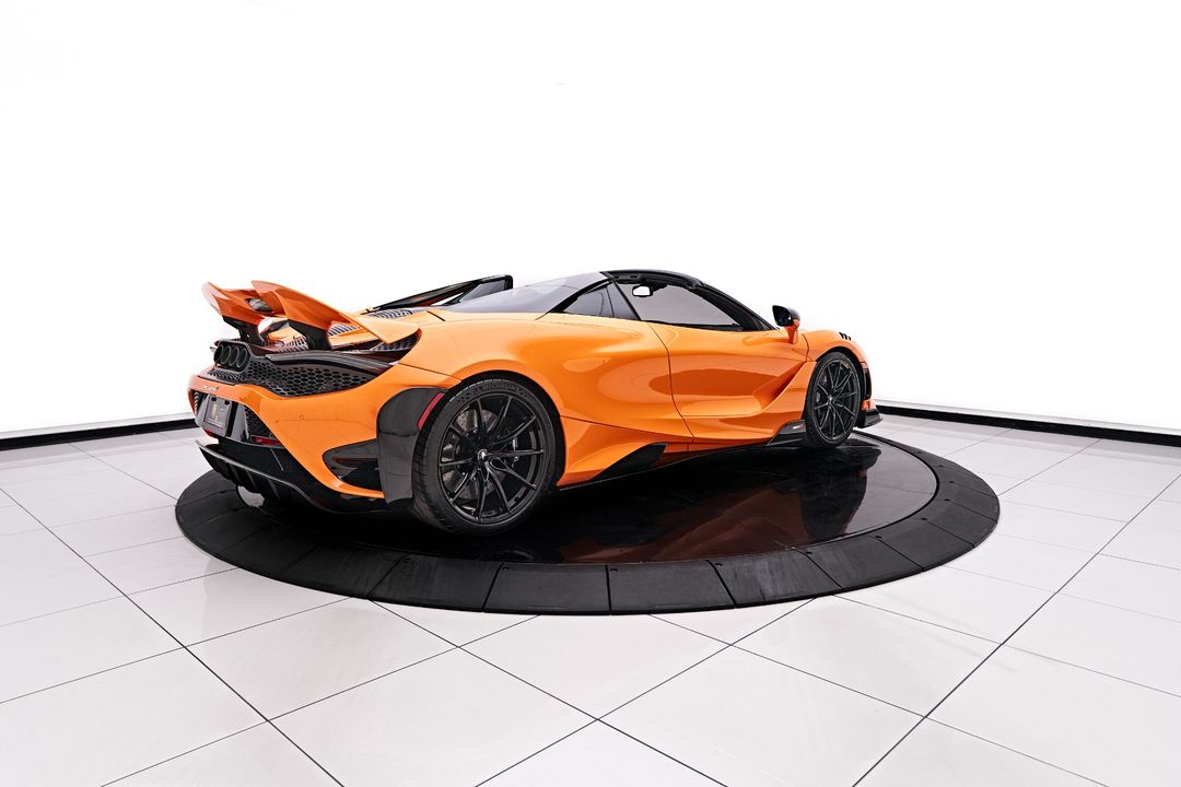 2022 McLaren 765LT