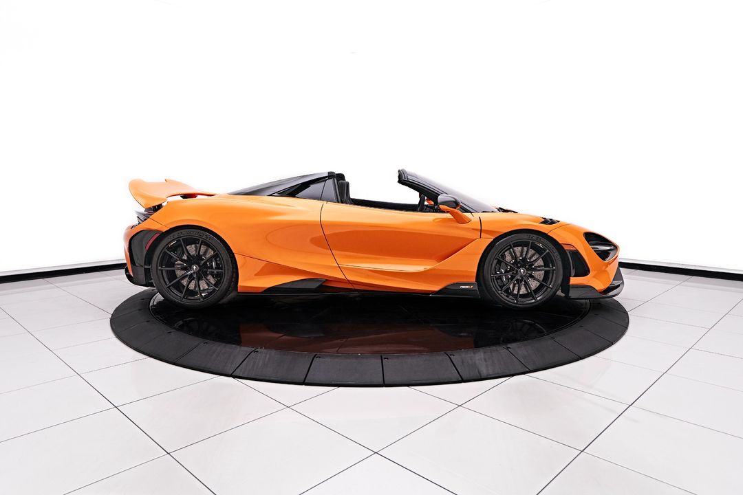 2022 McLaren 765LT