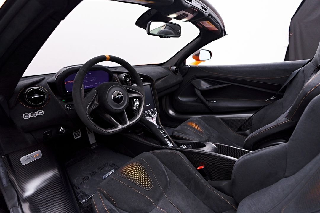 2022 McLaren 765LT