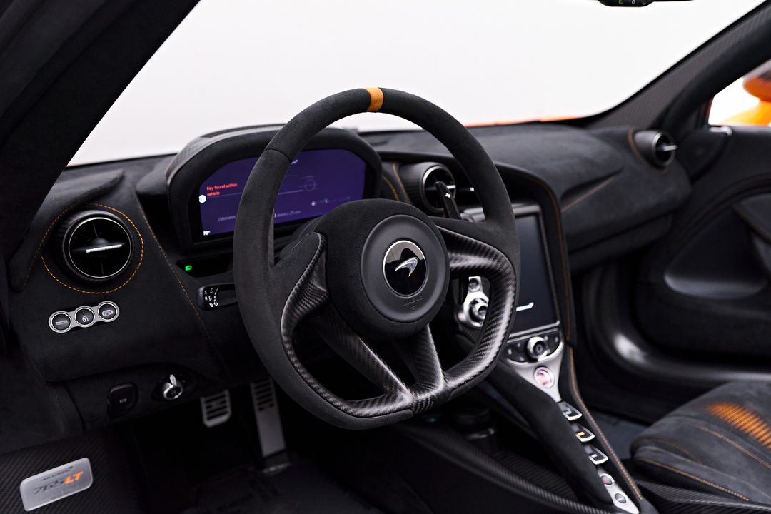 2022 McLaren 765LT
