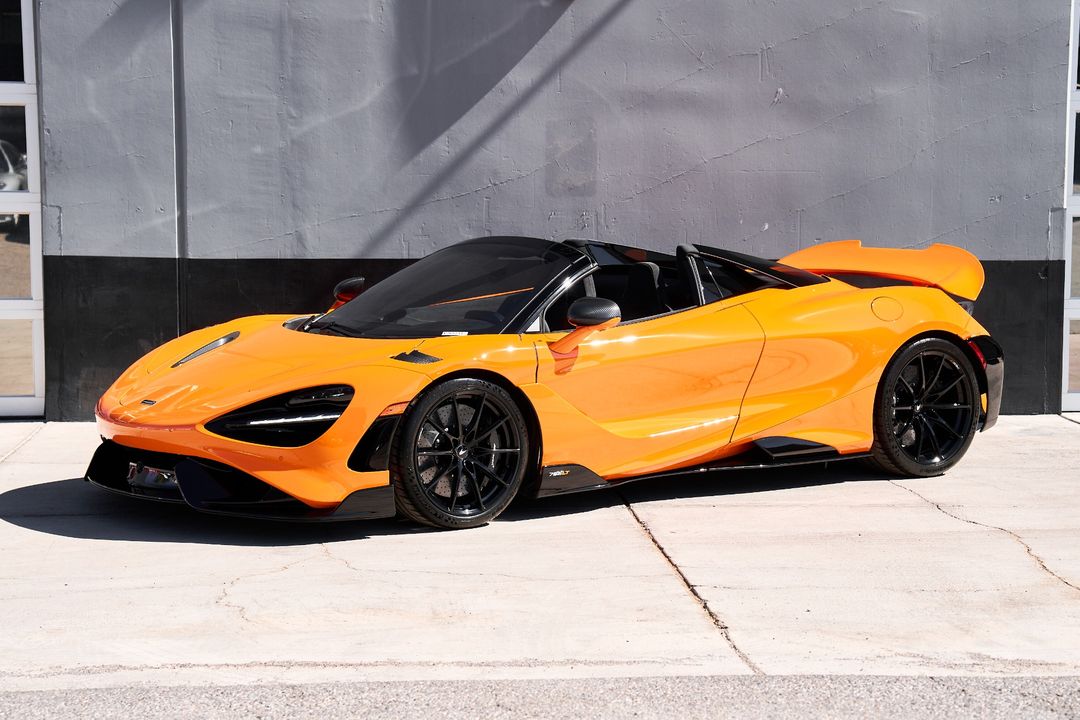 2022 McLaren 765LT