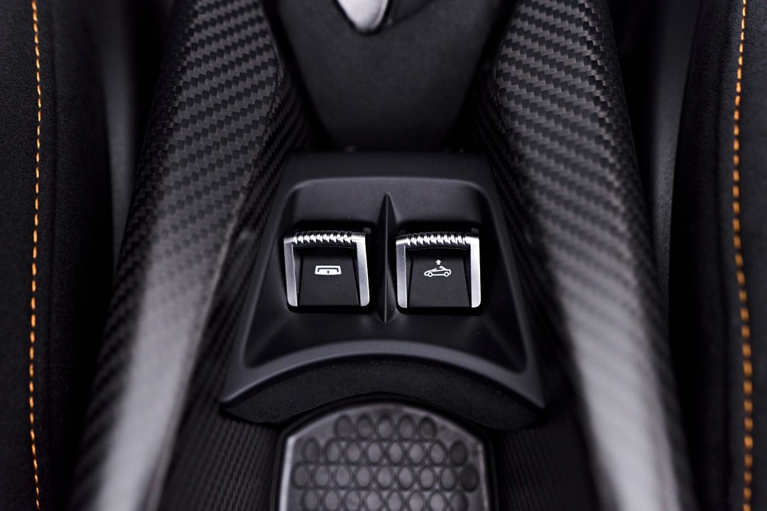 2022 McLaren 765LT