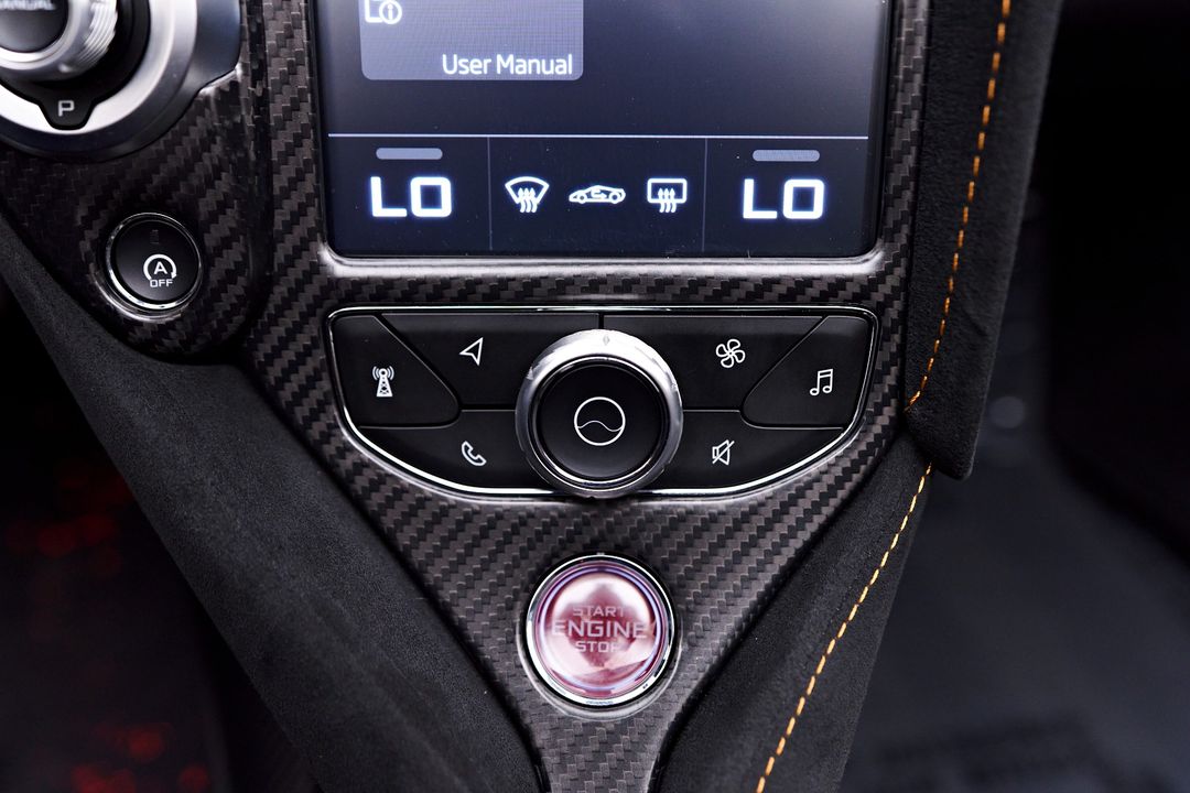 2022 McLaren 765LT