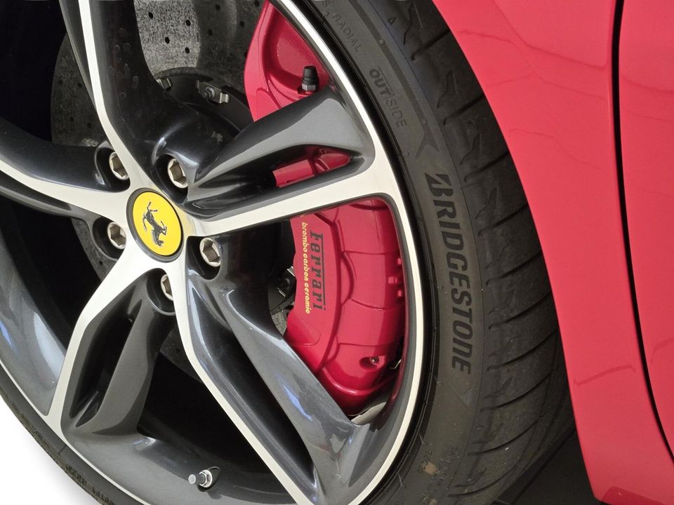 2024 Ferrari 296 GTS