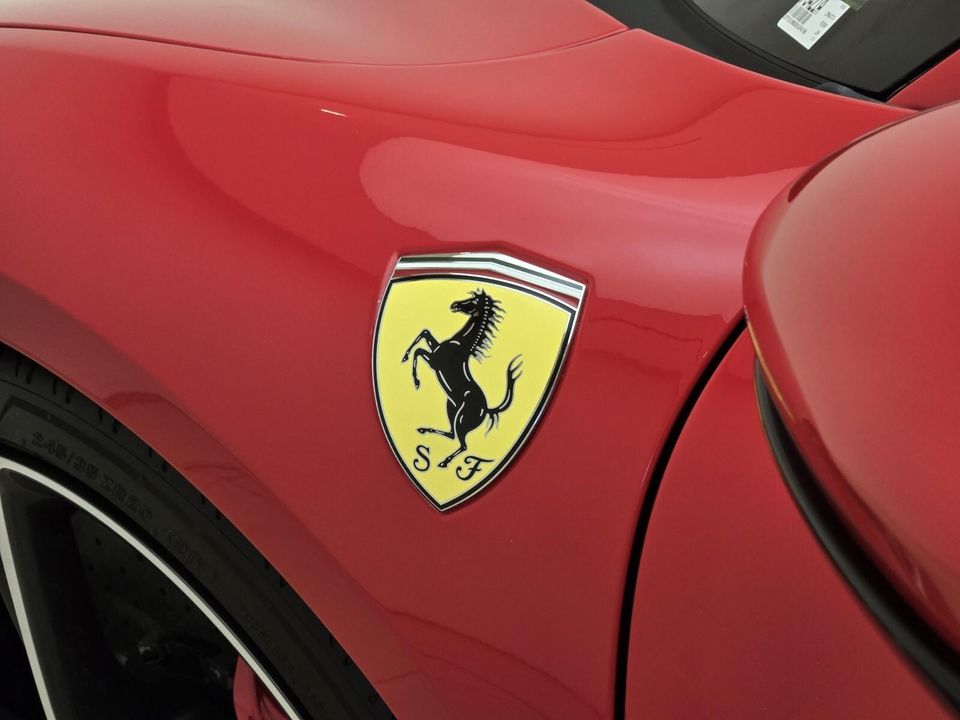 2024 Ferrari 296 GTS