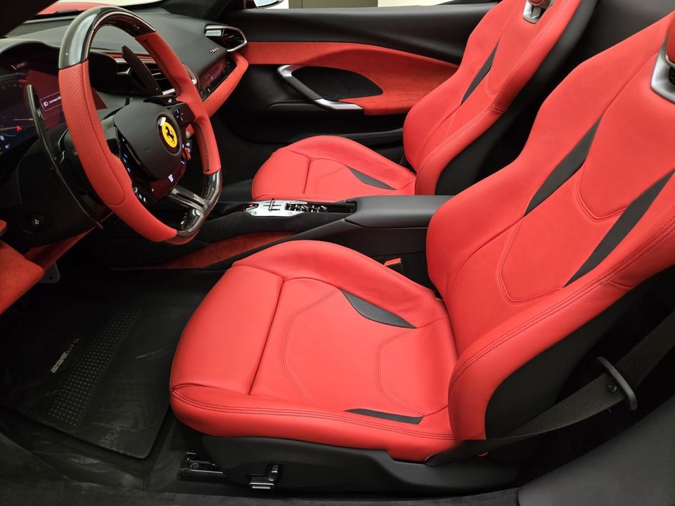 2024 Ferrari 296 GTS