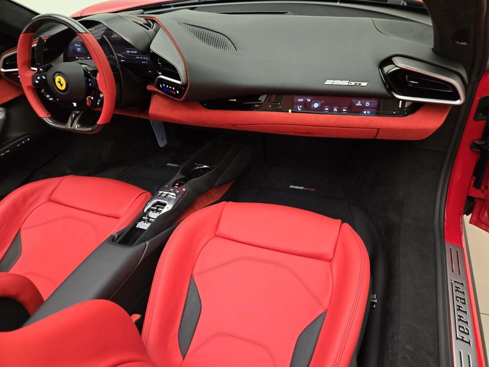 2024 Ferrari 296 GTS