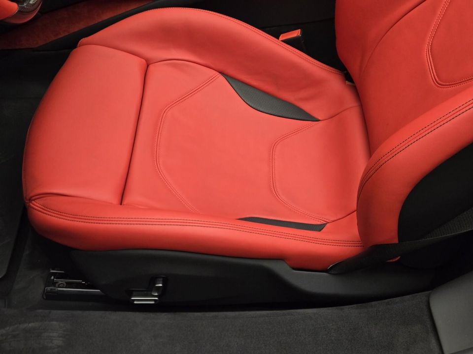 2024 Ferrari 296 GTS