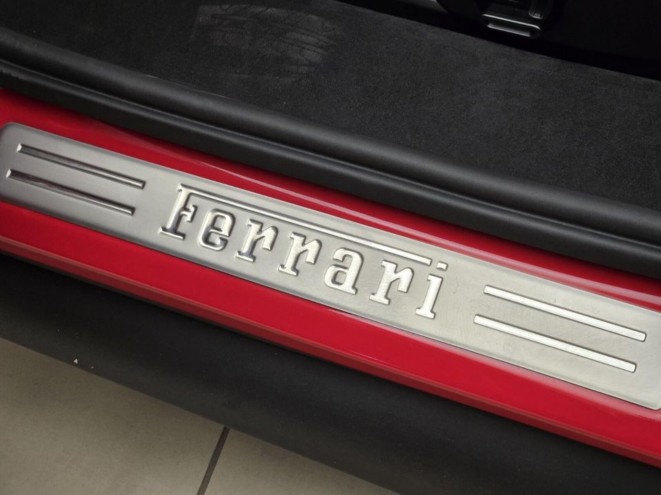 2024 Ferrari 296 GTS