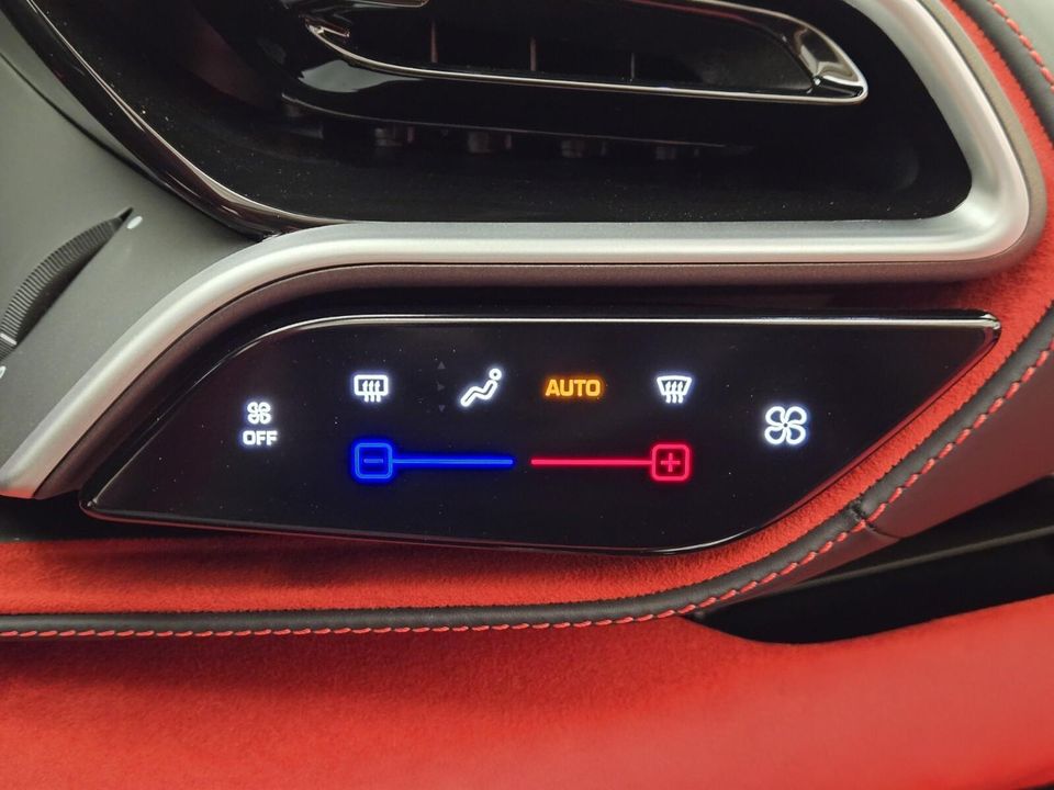 2024 Ferrari 296 GTS