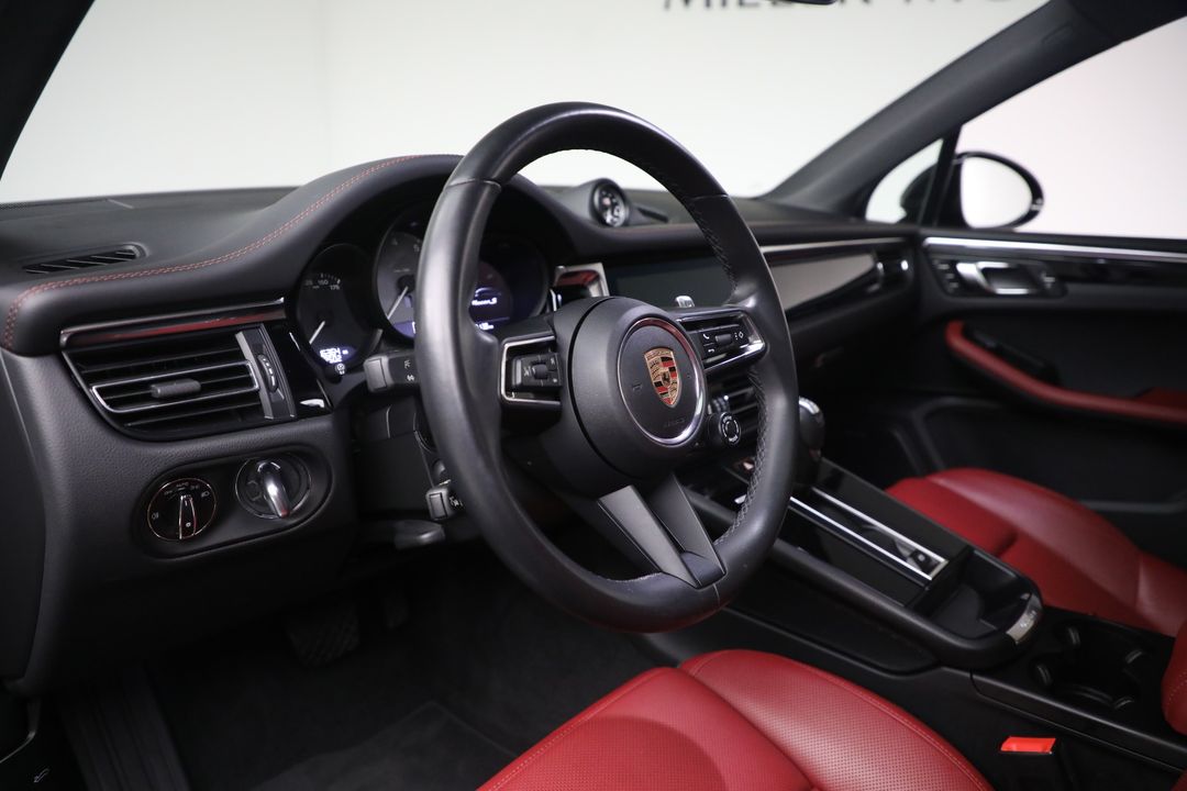 2024 Porsche Macan S