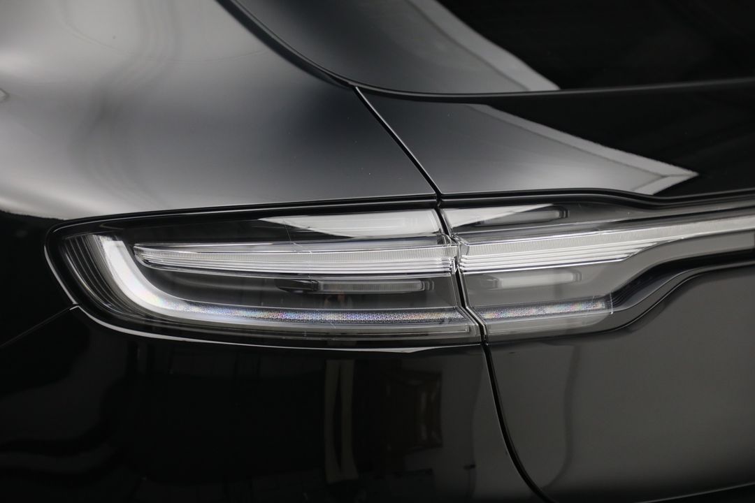 2024 Porsche Macan S