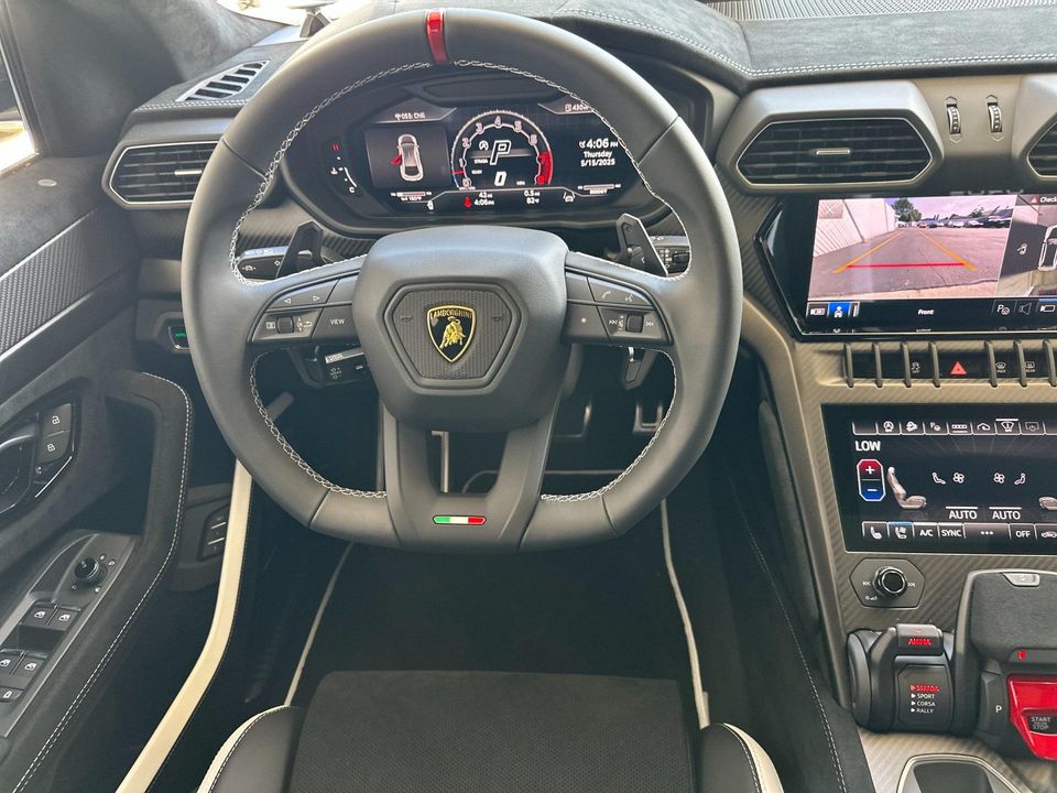 2024 Lamborghini Urus
