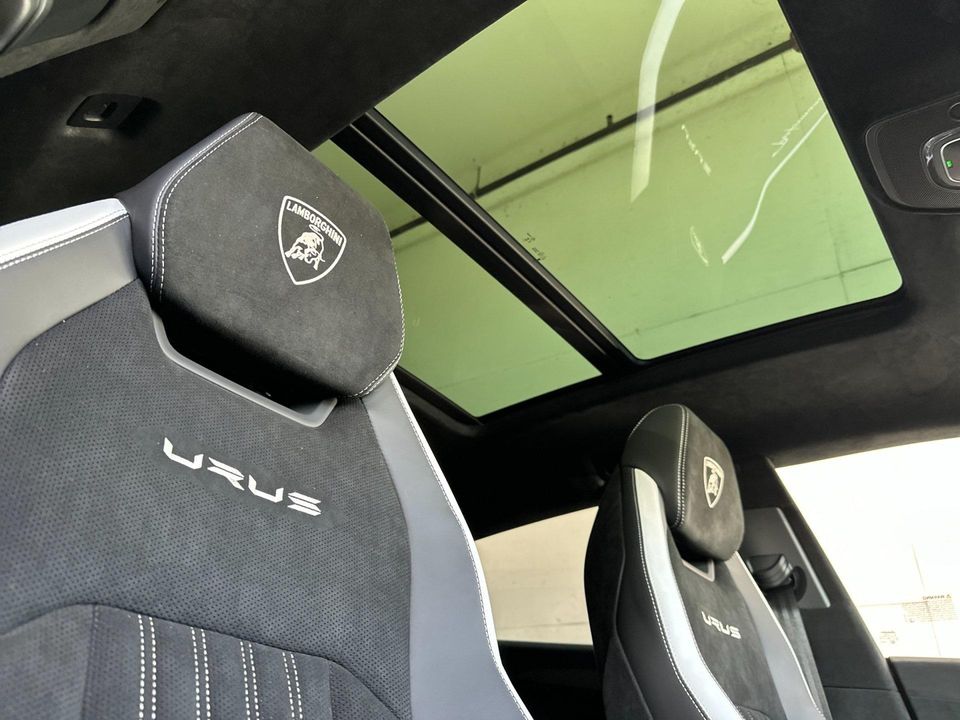 2024 Lamborghini Urus