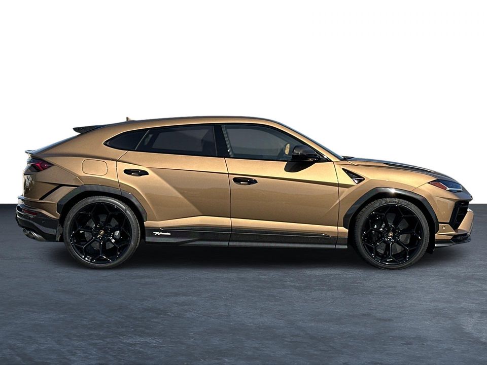 2024 Lamborghini Urus