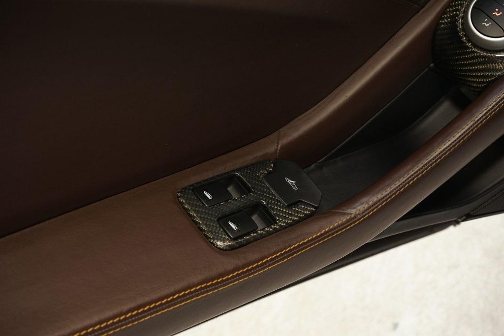 2012 McLaren MP4-12C
