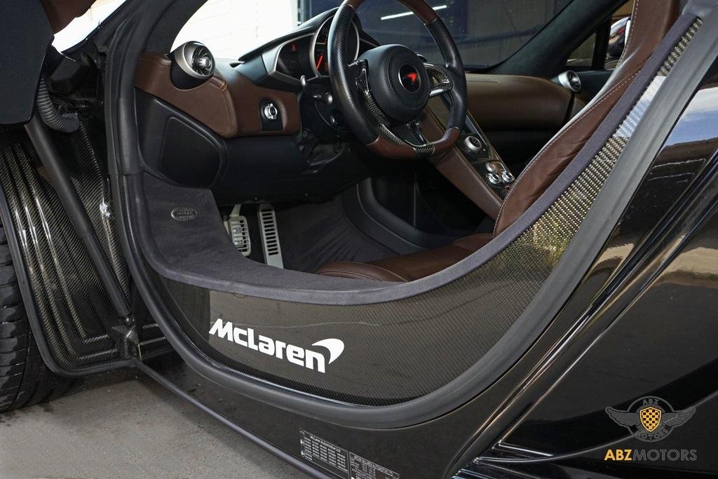 2012 McLaren MP4-12C
