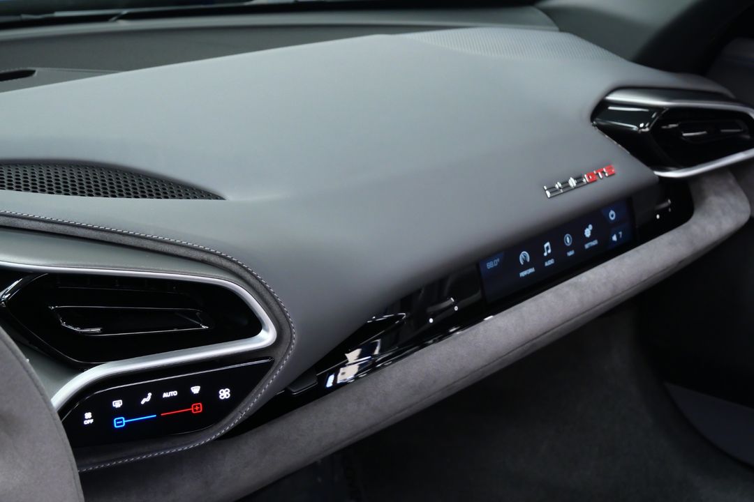 2025 Ferrari 296
