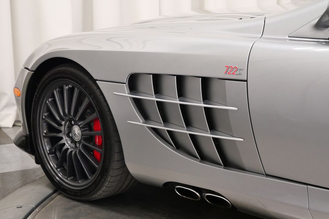 2009 Mercedes-Benz SLR