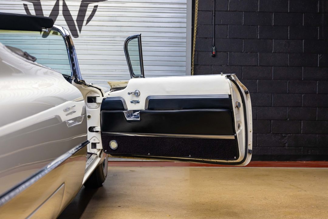 1959 Cadillac Series 62 Convertible