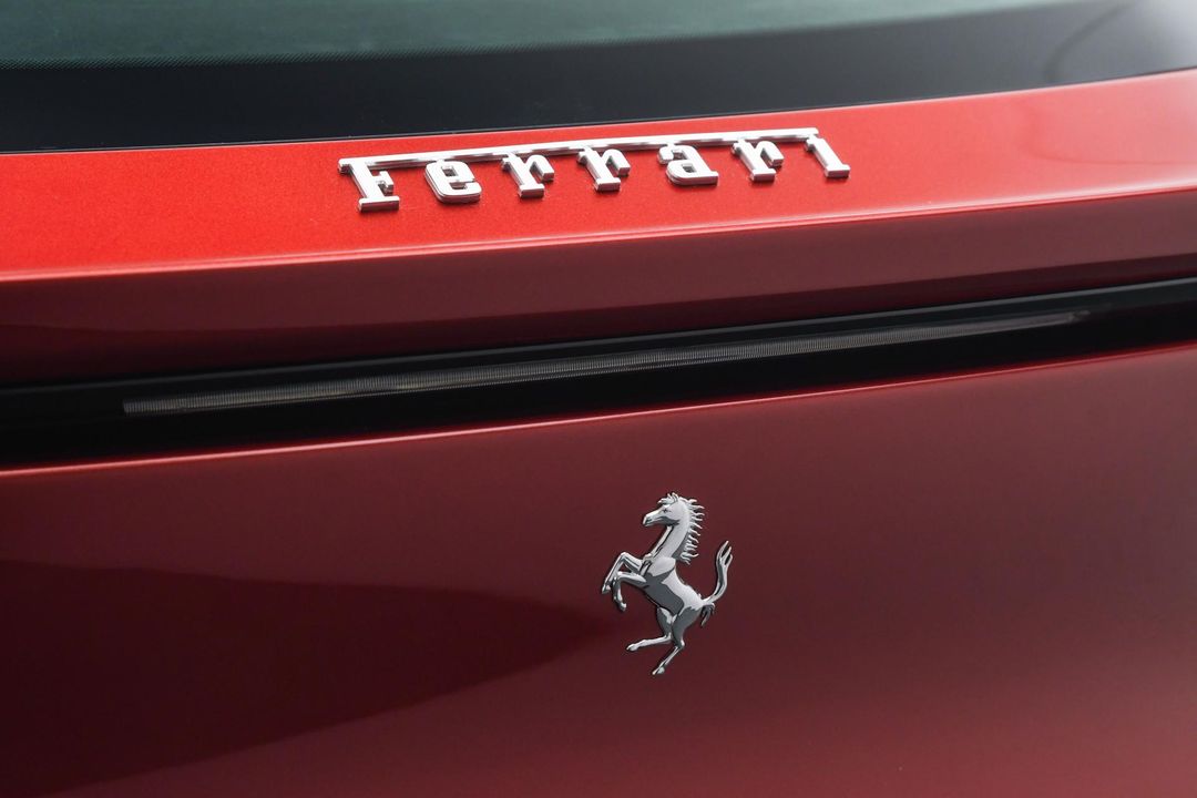 2025 Ferrari Purosangue