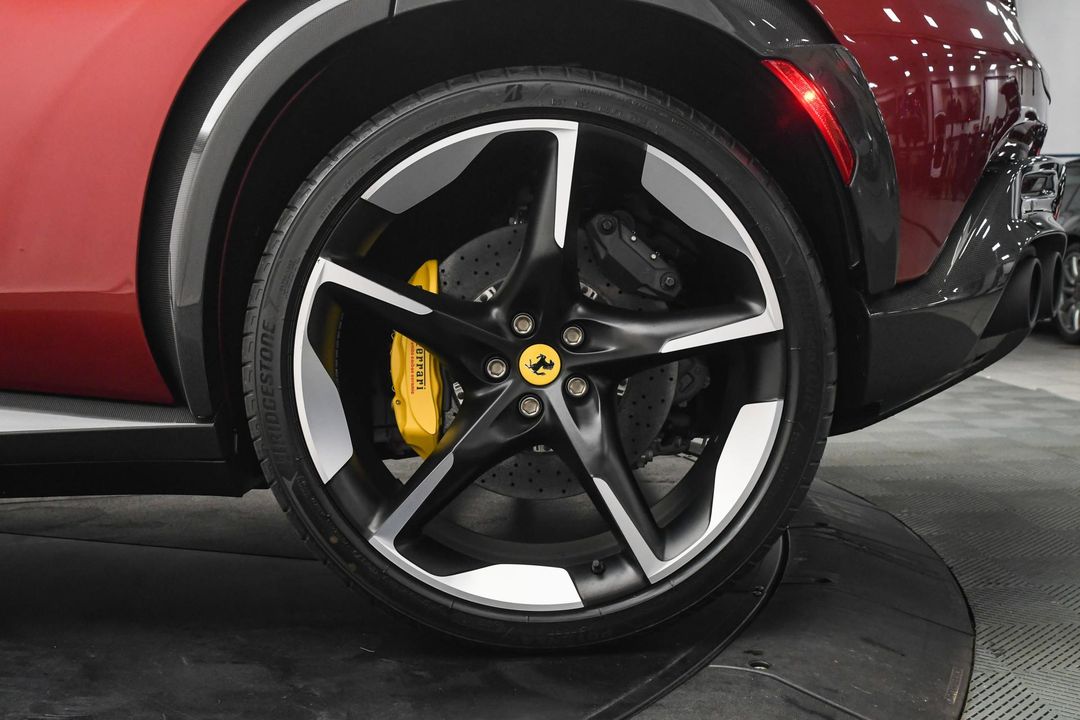 2025 Ferrari Purosangue