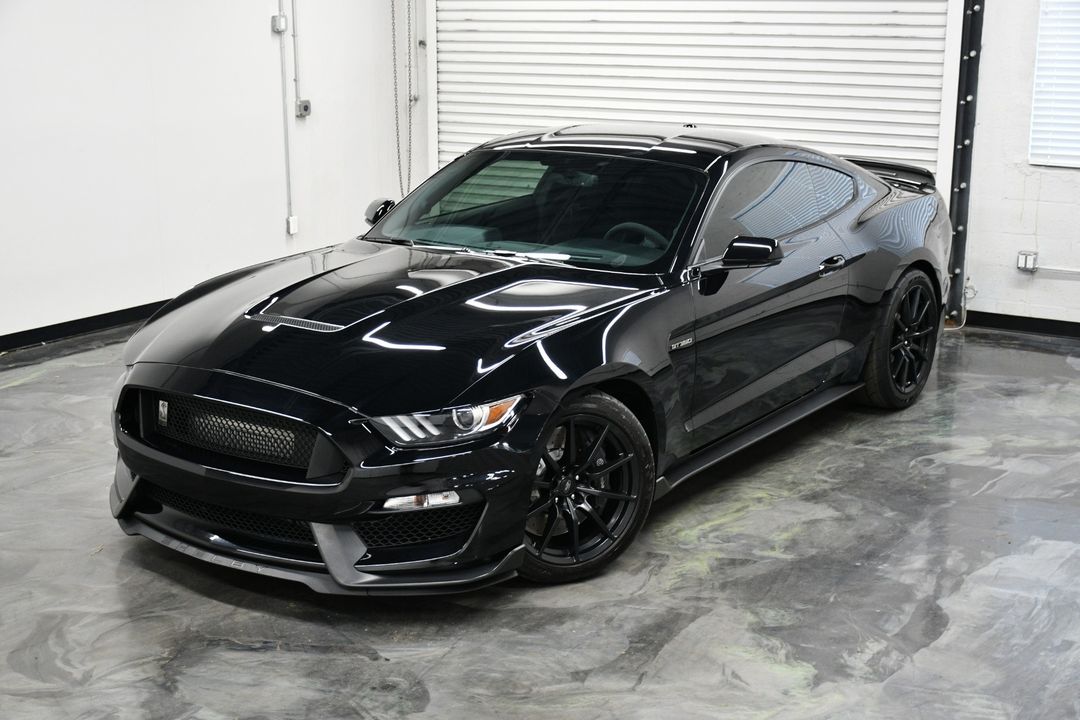 2017 Ford Mustang