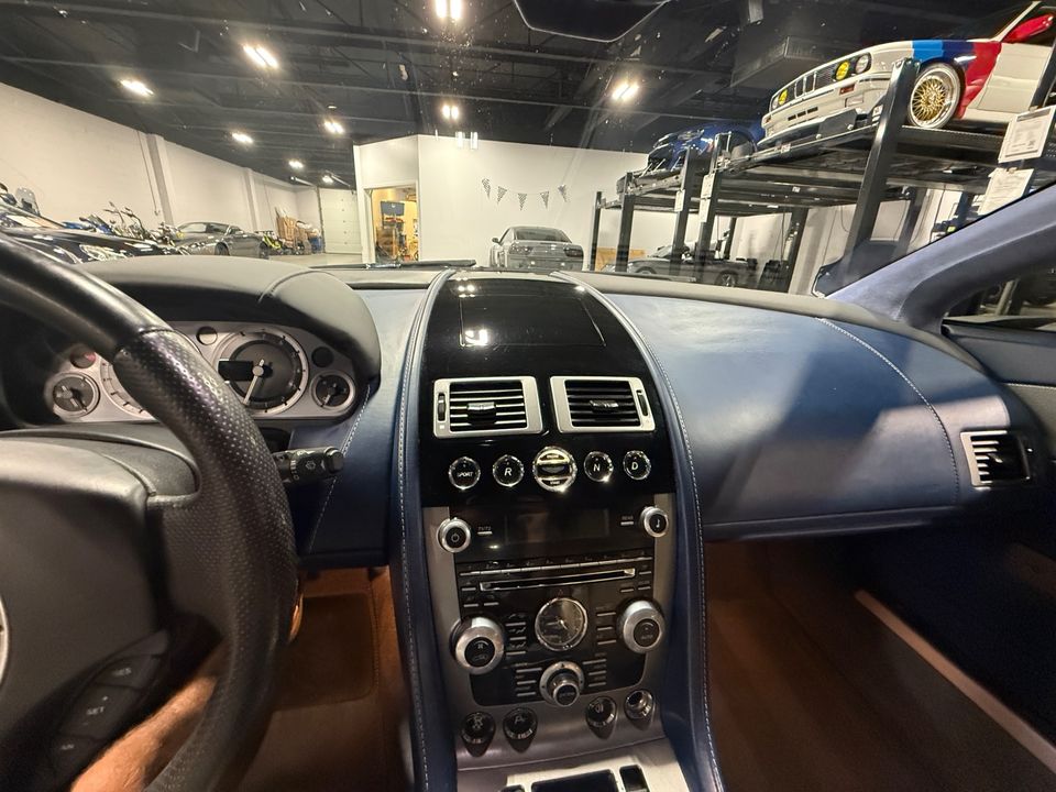 2015 ASTON MARTIN V8 VANTAGE