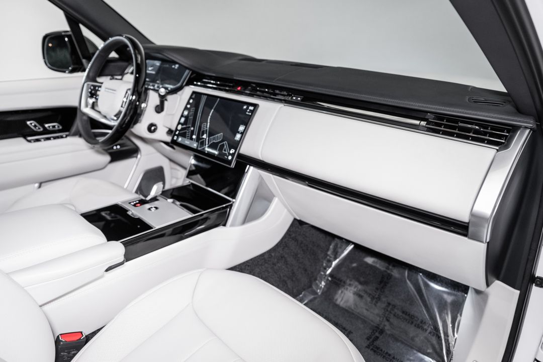 2025 Land Rover Range Rover