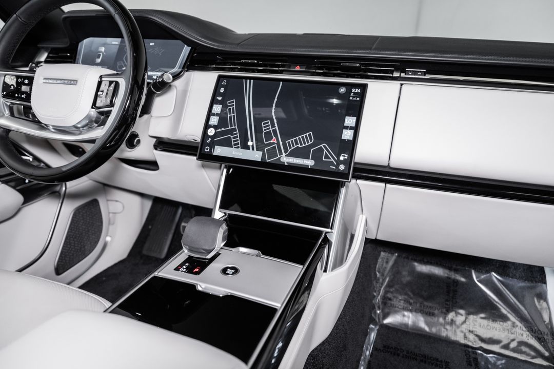 2025 Land Rover Range Rover