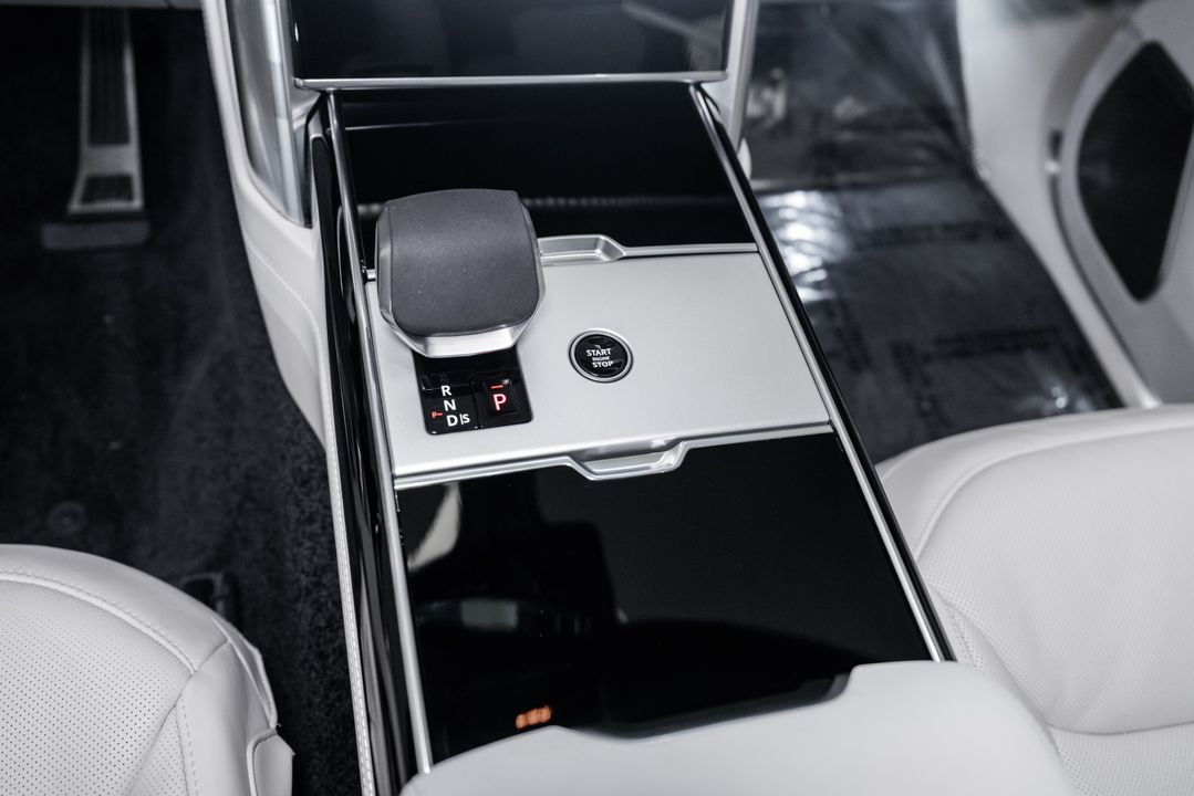 2025 Land Rover Range Rover