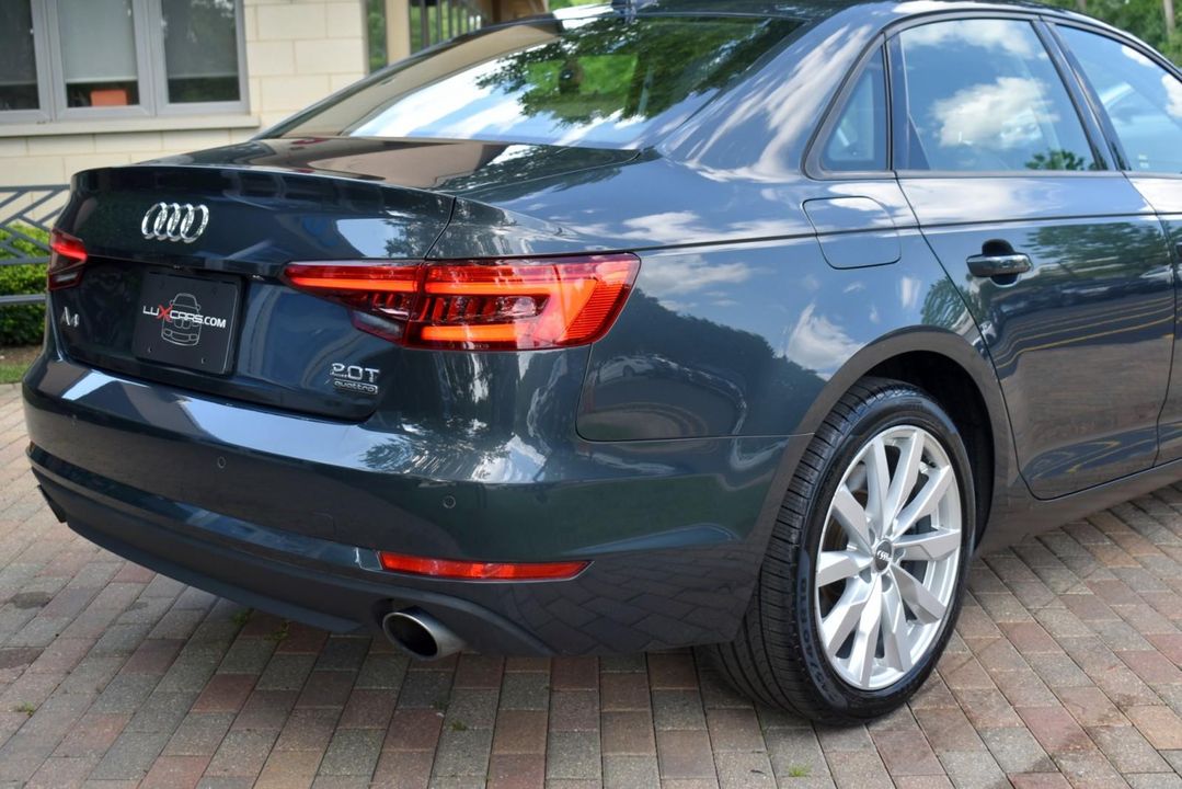 2017 Audi A4 2.0 TFSI Premium quattro AWD
