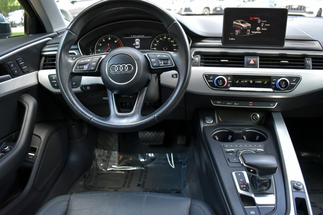 2017 Audi A4 2.0 TFSI Premium quattro AWD