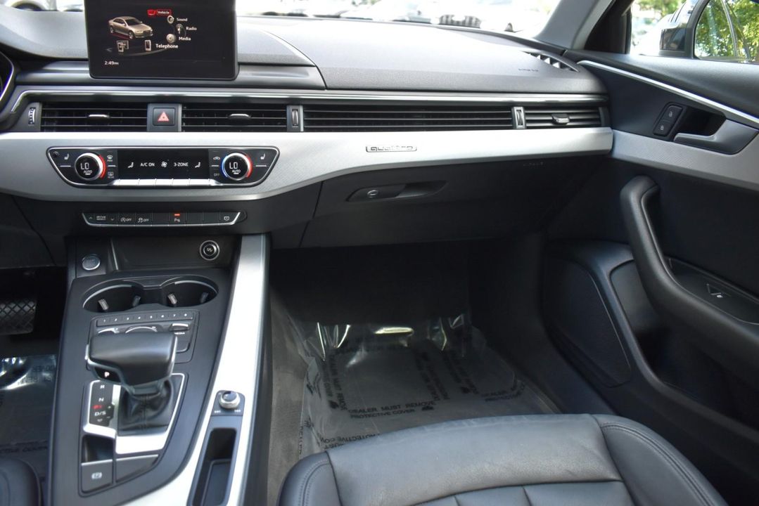 2017 Audi A4 2.0 TFSI Premium quattro AWD