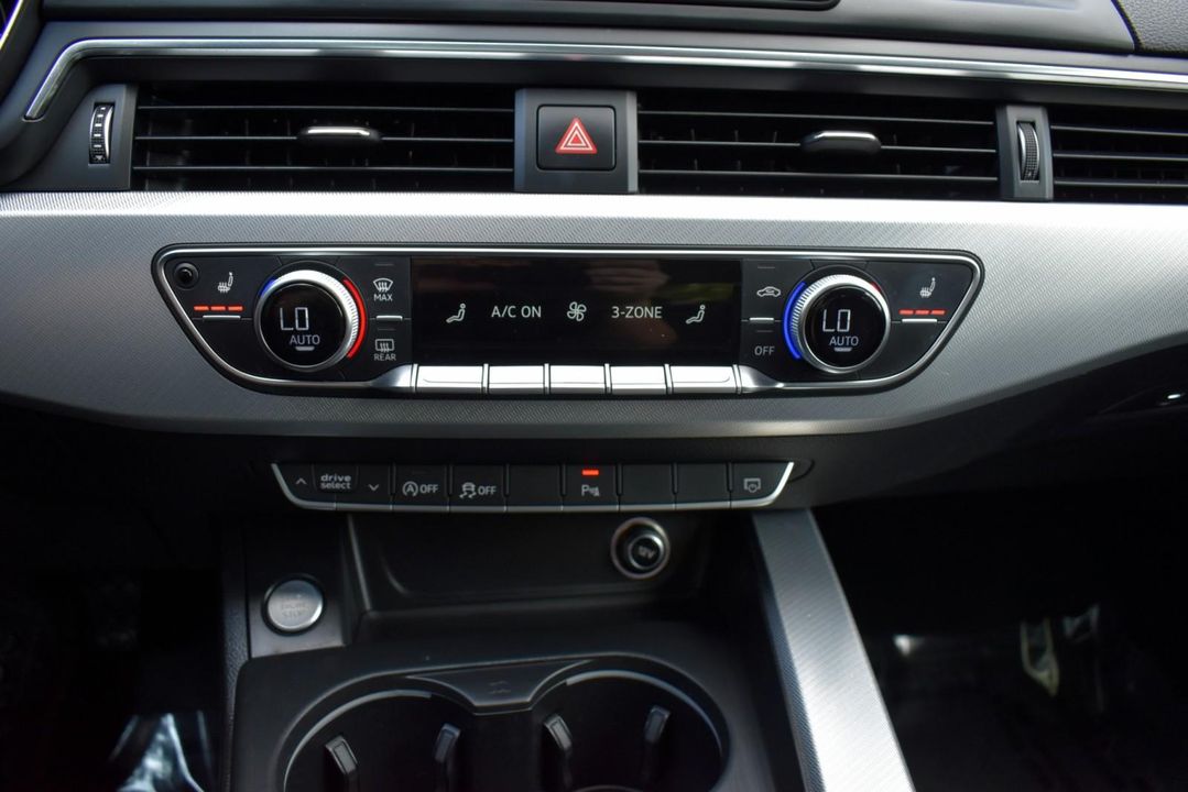 2017 Audi A4 2.0 TFSI Premium quattro AWD