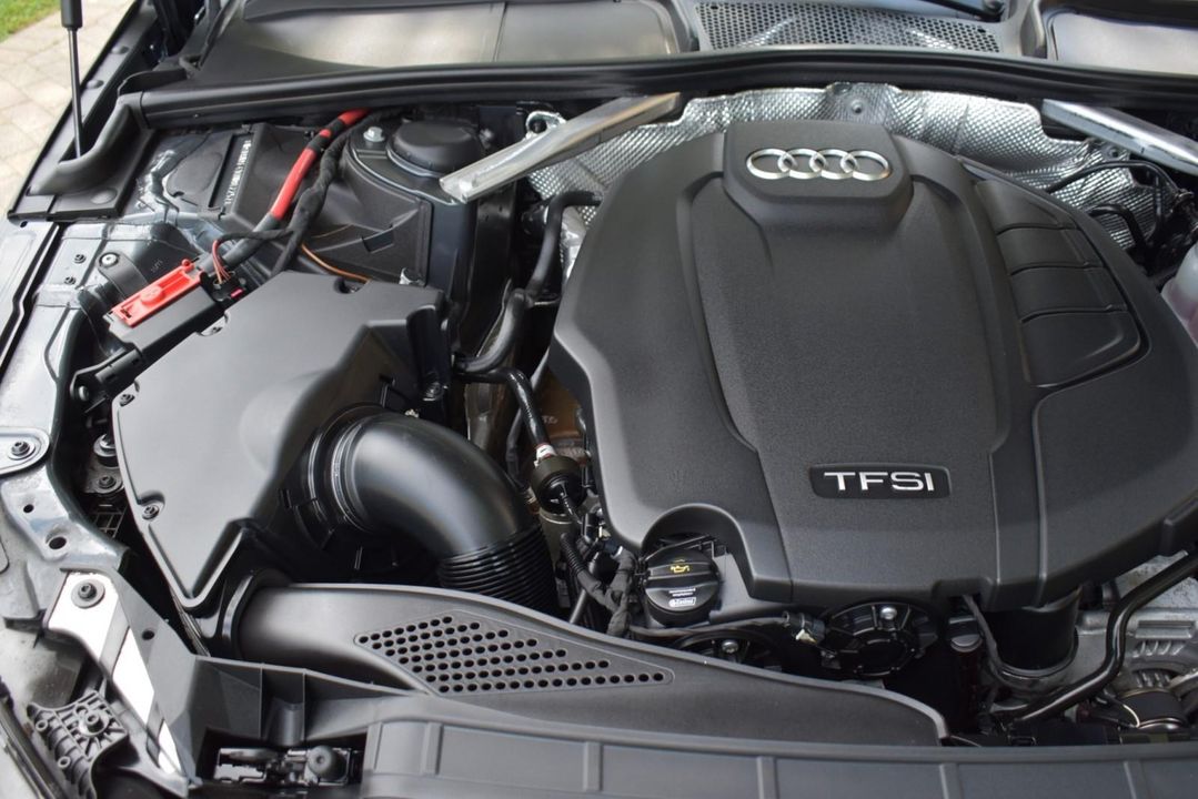 2017 Audi A4 2.0 TFSI Premium quattro AWD