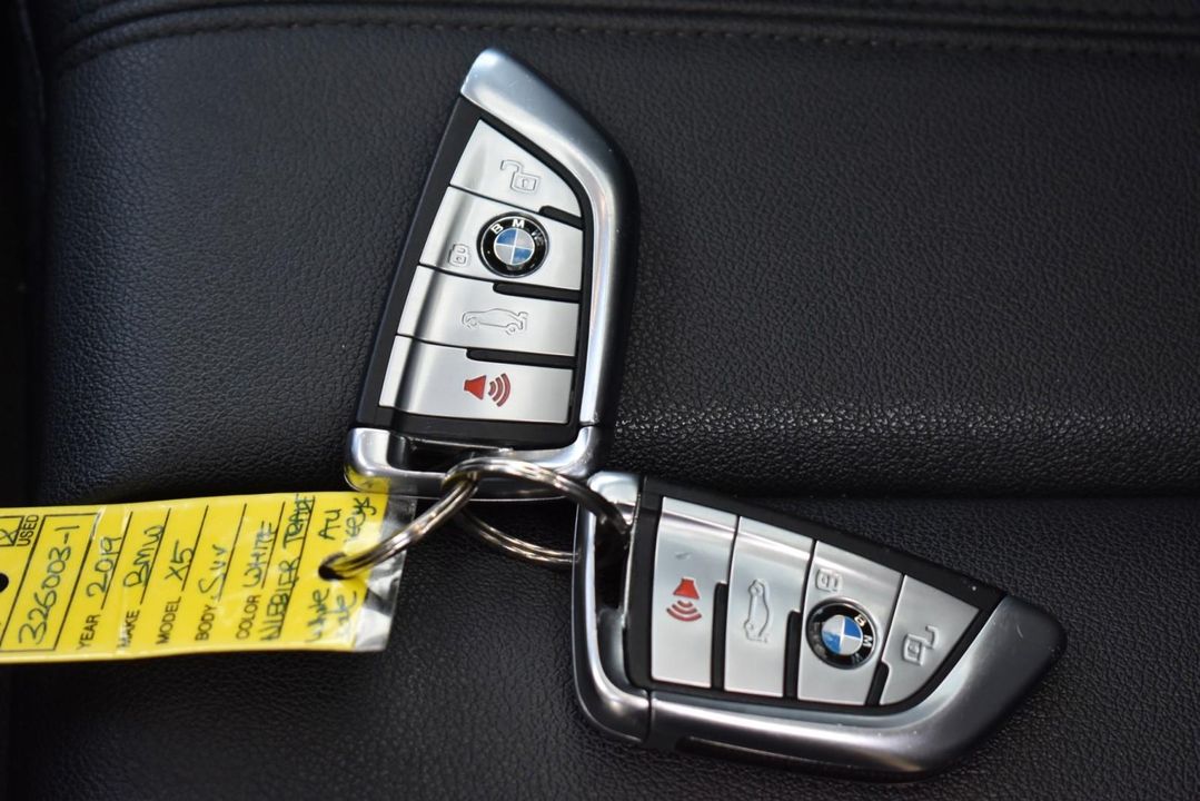 2019 BMW 750i xDrive w/M Sport Pkg, Executive Pkg, Luxury Rear Seating Pkg, Parking 
