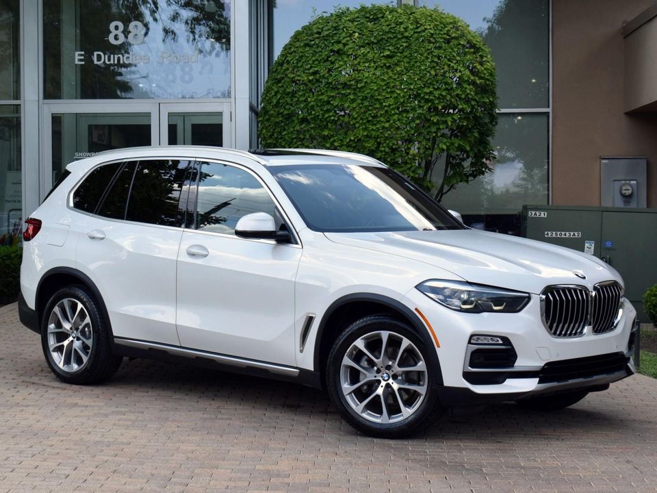 2019 BMW 750i xDrive w/M Sport Pkg, Executive Pkg, Luxury Rear Seating Pkg, Parking 
