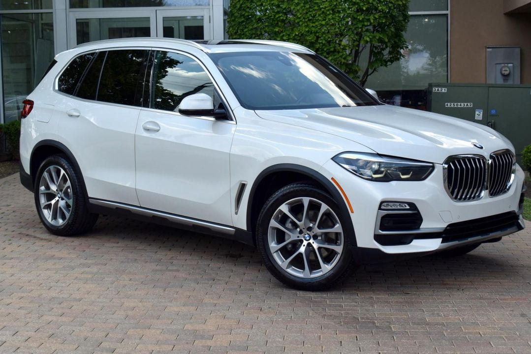 2019 BMW 750i xDrive w/M Sport Pkg, Executive Pkg, Luxury Rear Seating Pkg, Parking 