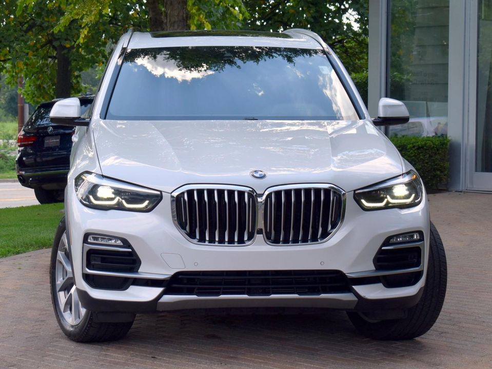 2019 BMW 750i xDrive w/M Sport Pkg, Executive Pkg, Luxury Rear Seating Pkg, Parking 
