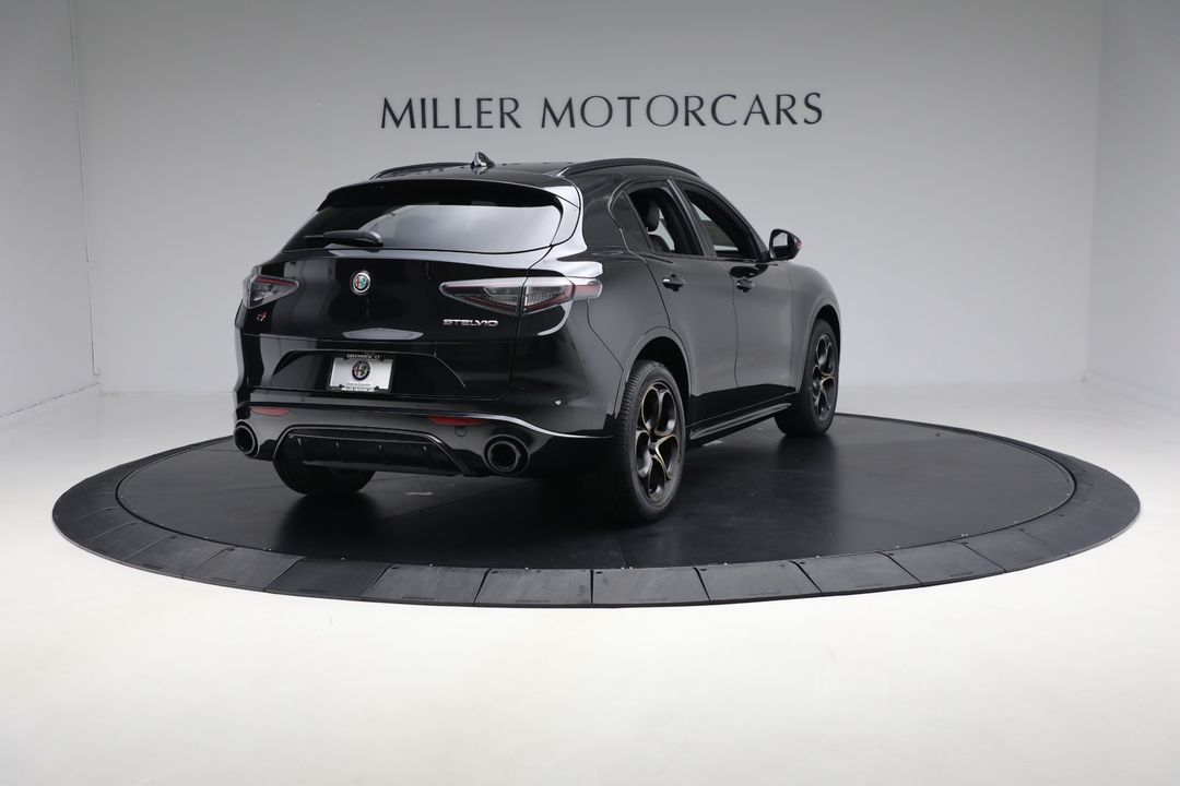 2025 Alfa Romeo Stelvio