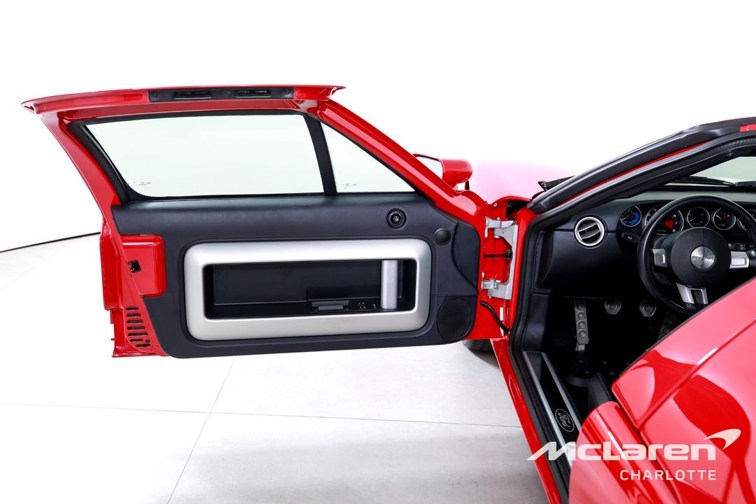 2005 Ford GT