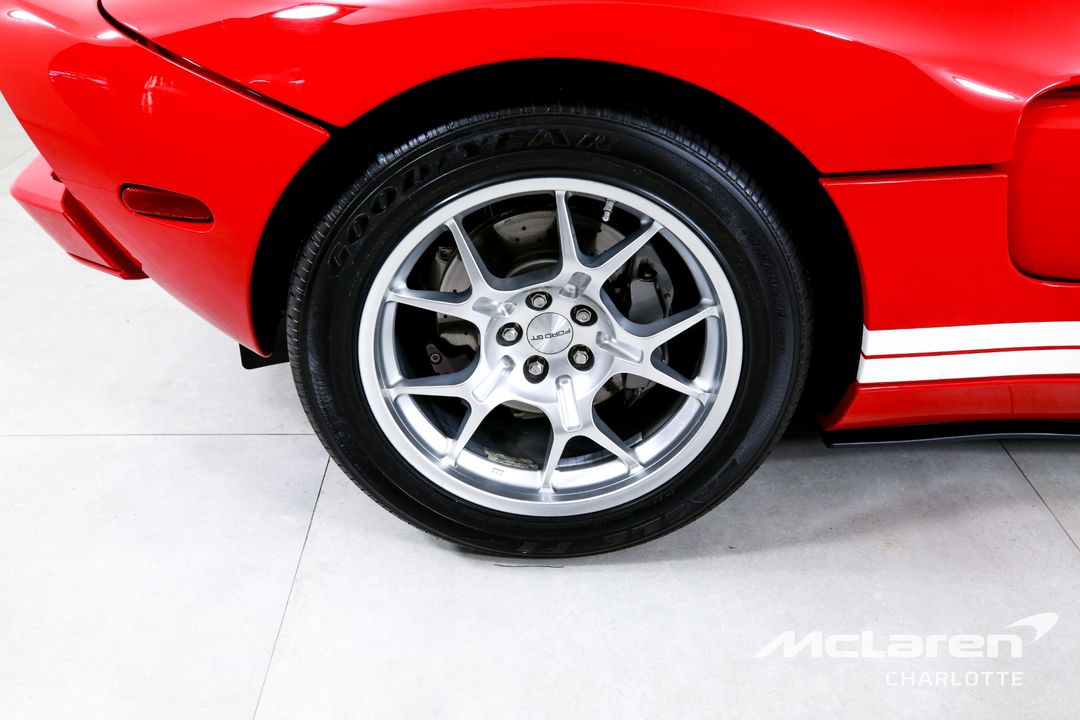 2005 Ford GT