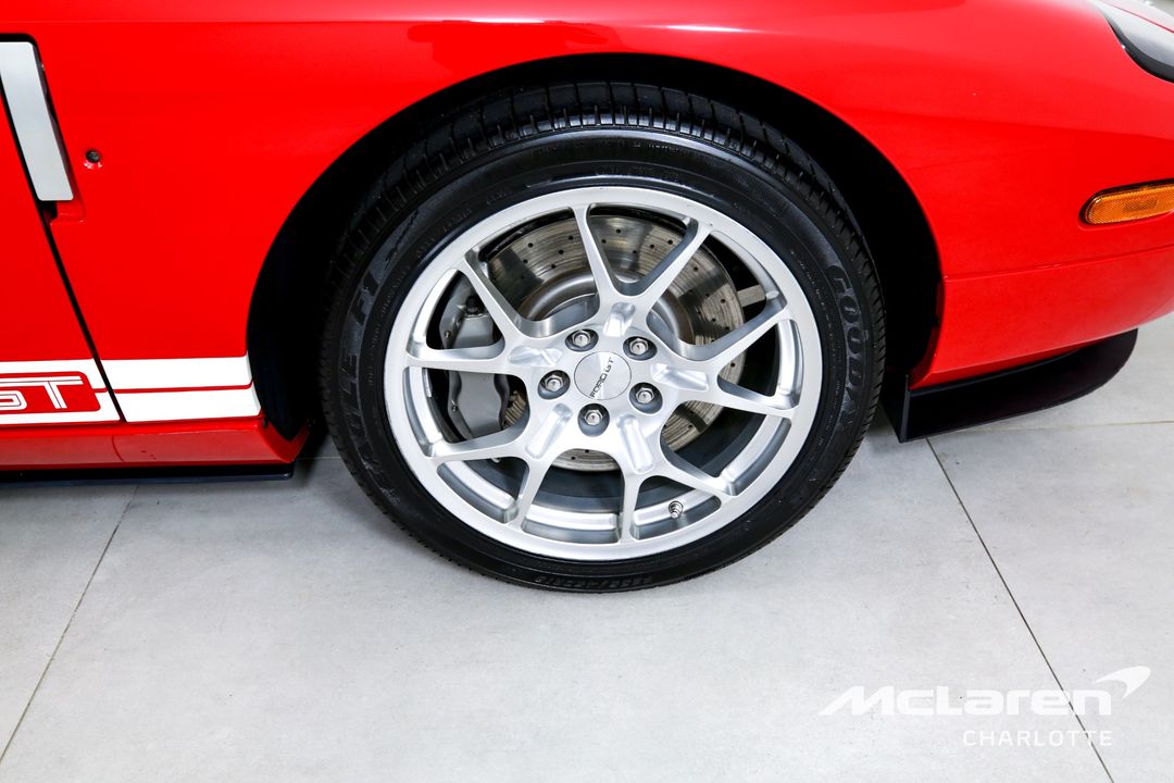 2005 Ford GT