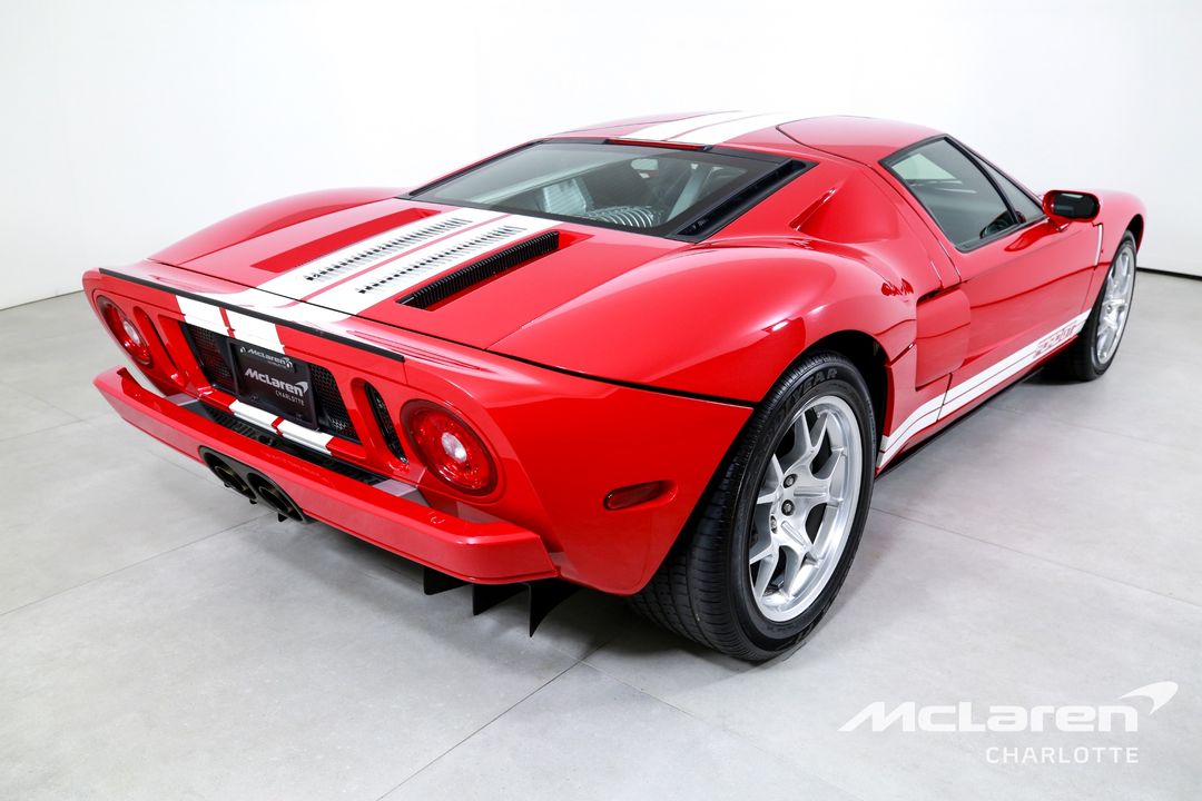 2005 Ford GT