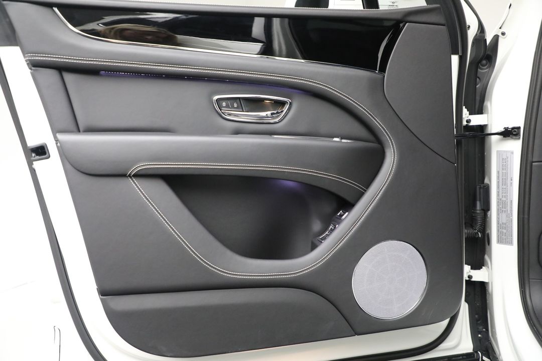 2023 Bentley Bentayga