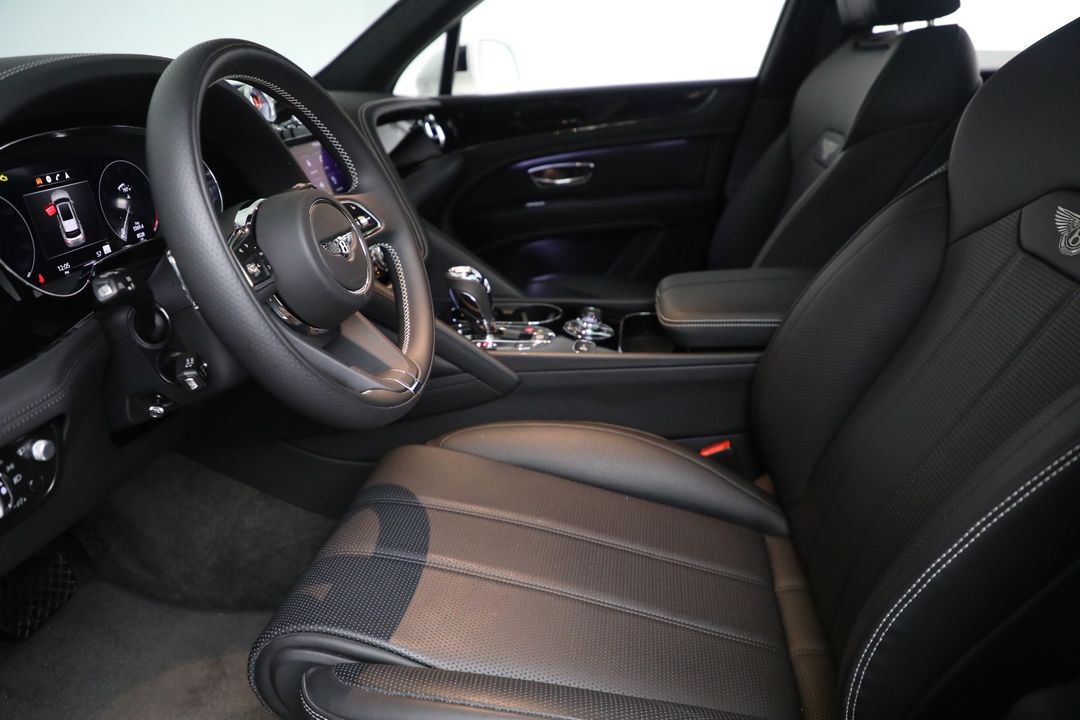 2023 Bentley Bentayga