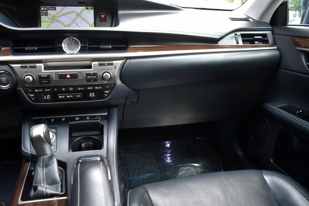 2016 Lexus ES 350 w/Luxury Pkg, Nav sys Pkg, Lexus Safety Sys Plus