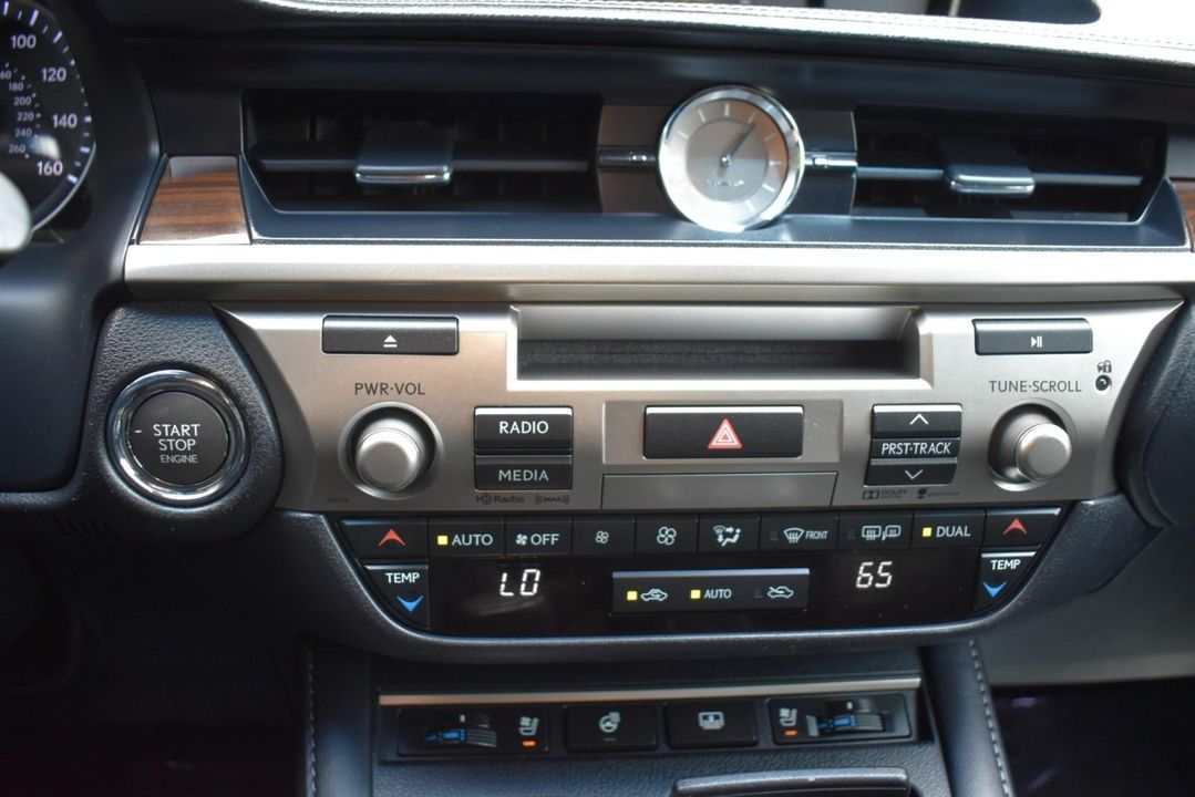 2016 Lexus ES 350 w/Luxury Pkg, Nav sys Pkg, Lexus Safety Sys Plus