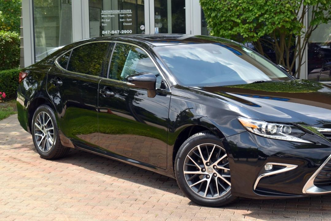 2016 Lexus ES 350 w/Luxury Pkg, Nav sys Pkg, Lexus Safety Sys Plus